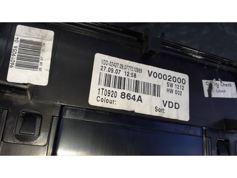 Recambio de cuadro instrumentos para volkswagen caddy ka/kb (2k) referencia OEM IAM 1T0920864A  