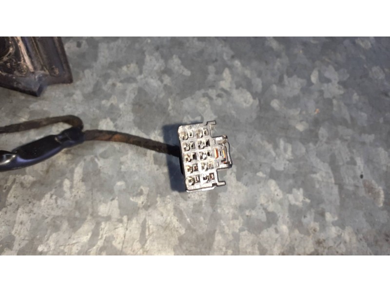 Recambio de retrovisor derecho para peugeot rifter referencia OEM IAM 51967K01 26242608A ELECTRICO