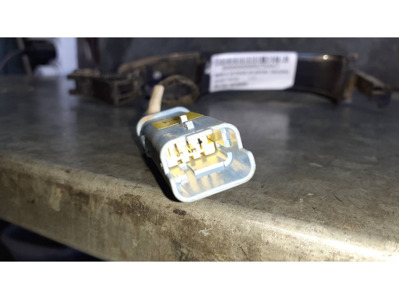 Recambio de maneta exterior delantera izquierda para peugeot rifter referencia OEM IAM 98180826  093453E22