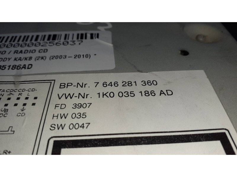 Recambio de sistema audio / radio cd para volkswagen caddy ka/kb (2k) referencia OEM IAM 1K0035186AD  