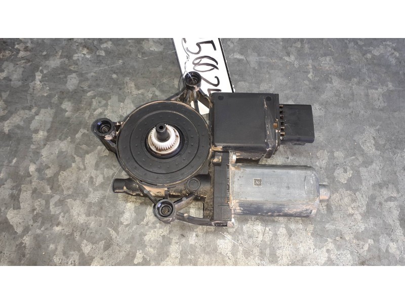 Recambio de motor elevalunas delantero derecho para peugeot rifter referencia OEM IAM 9837832880 0130824426 6 PINES