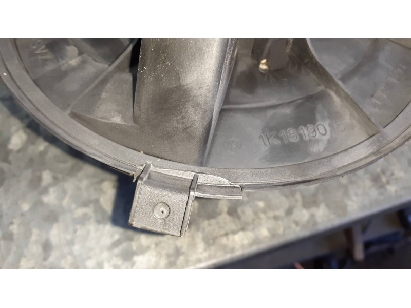 Recambio de ventilador calefaccion para volkswagen caddy ka/kb (2k) referencia OEM IAM 1K1819015A  43907962F