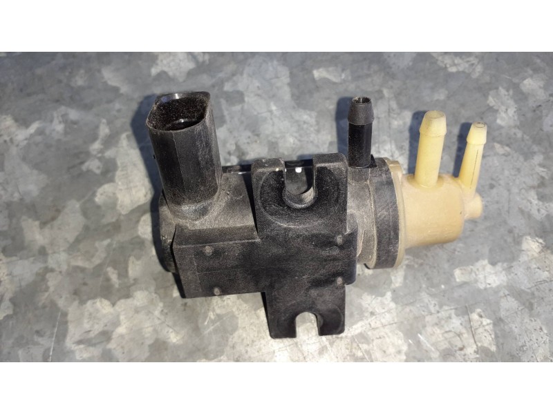 Recambio de valvula aire adicional para volkswagen caddy ka/kb (2k) referencia OEM IAM 1K0906627A  2 PINES
