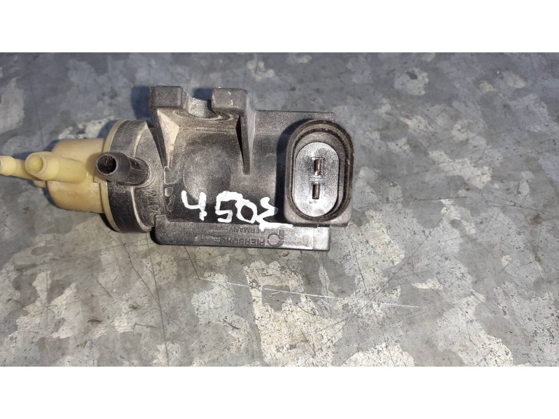 Recambio de valvula aire adicional para volkswagen caddy ka/kb (2k) referencia OEM IAM 1K0906627A  2 PINES