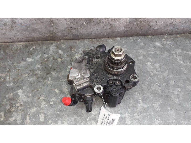 Recambio de bomba inyeccion para mercedes-benz clase e (w212) lim. referencia OEM IAM A6510701801  2 PINES