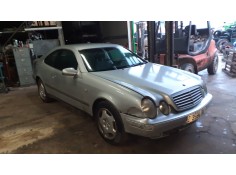 mercedes-benz clase clk (w208) coupe del año 1998 2