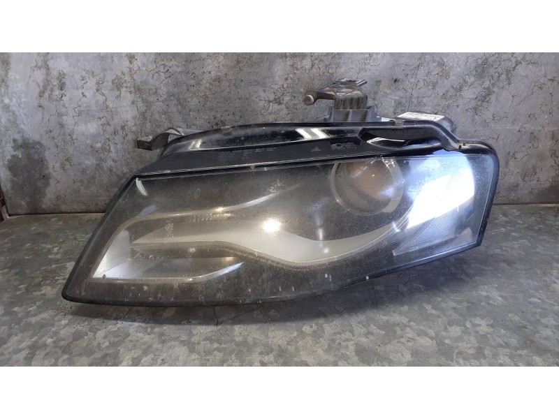 Recambio de faro izquierdo para audi a4 ber. (b8) básico referencia OEM IAM 8K0941003G  XENON