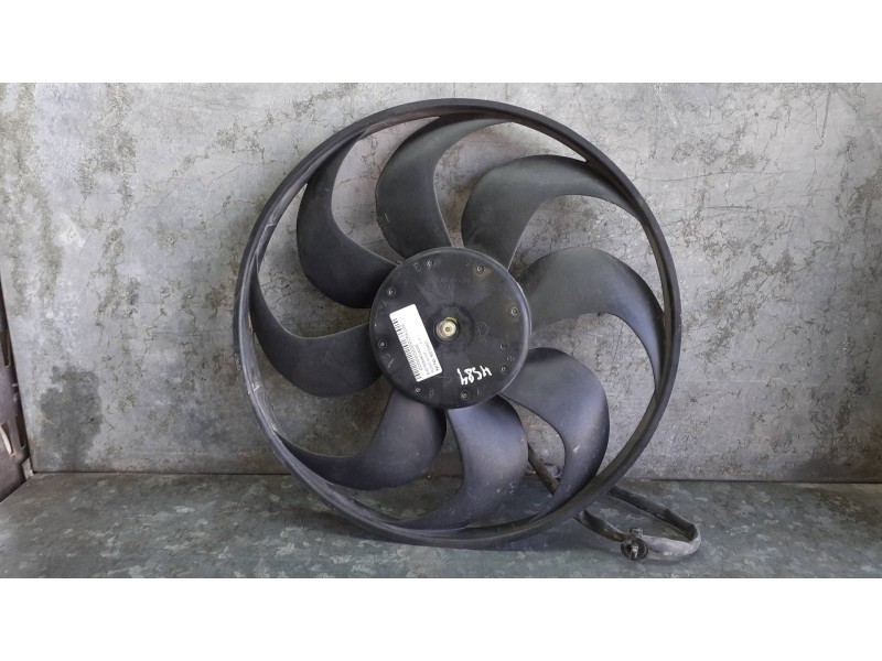 Recambio de electroventilador para peugeot rifter referencia OEM IAM 500194401  2 PINES