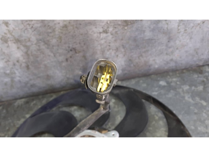 Recambio de electroventilador para peugeot rifter referencia OEM IAM 500194401  2 PINES