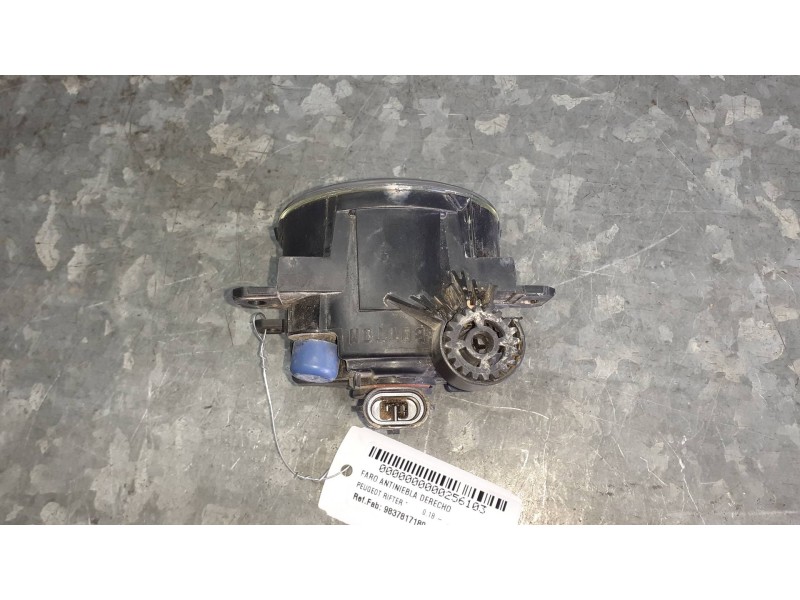 Recambio de faro antiniebla derecho para peugeot rifter referencia OEM IAM 9837817180  