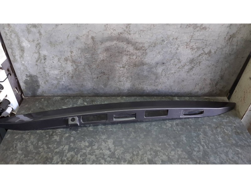 Recambio de maneta exterior porton para peugeot rifter referencia OEM IAM 9826157977  MOLDURA PORTON