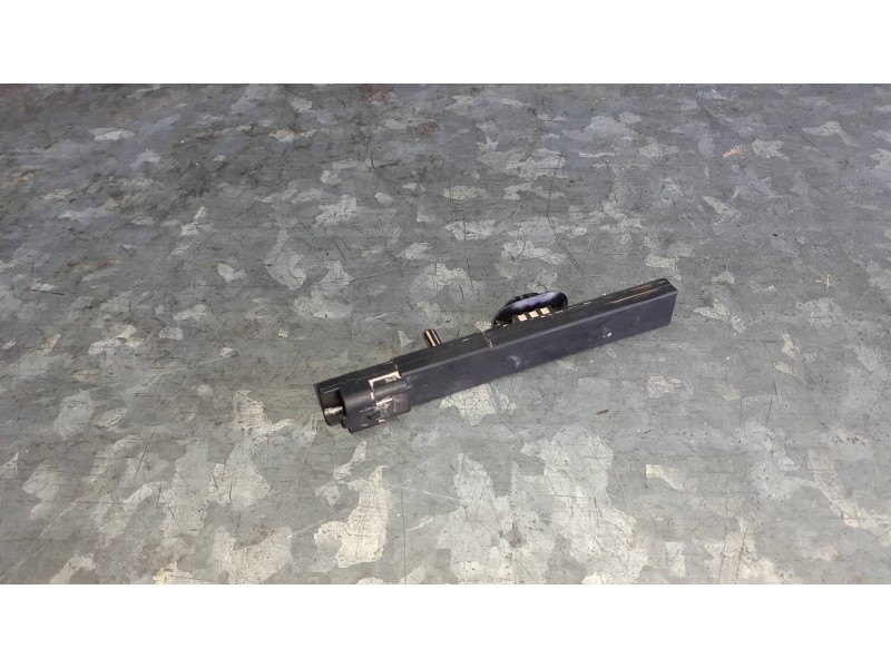 Recambio de antena para peugeot rifter referencia OEM IAM XD0287039R2  
