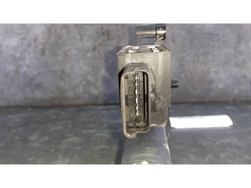 Recambio de motor elevalunas trasero izquierdo para peugeot rifter referencia OEM IAM 9840175480 0130824429 9837823280