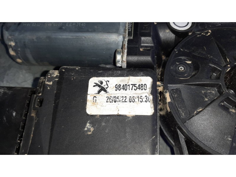Recambio de motor elevalunas trasero izquierdo para peugeot rifter referencia OEM IAM 9840175480 0130824429 9837823280