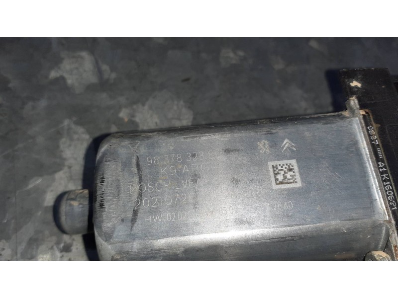 Recambio de motor elevalunas trasero izquierdo para peugeot rifter referencia OEM IAM 9840175480 0130824429 9837823280