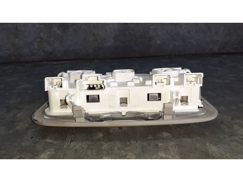 Recambio de luz interior para peugeot rifter referencia OEM IAM 96721407BJ  