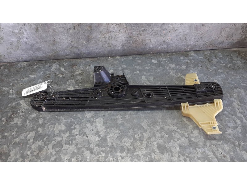 Recambio de elevalunas trasero derecho para peugeot rifter referencia OEM IAM 156144231 ELECTRICO SIN MOTOR