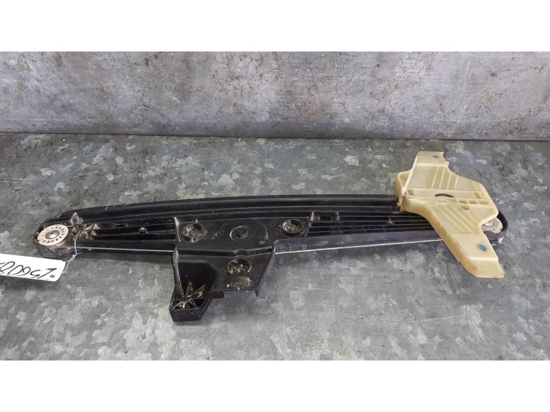 Recambio de elevalunas trasero derecho para peugeot rifter referencia OEM IAM 156144231 ELECTRICO SIN MOTOR