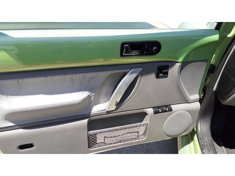 volkswagen new beetle (9c1/1c1) del año 2001