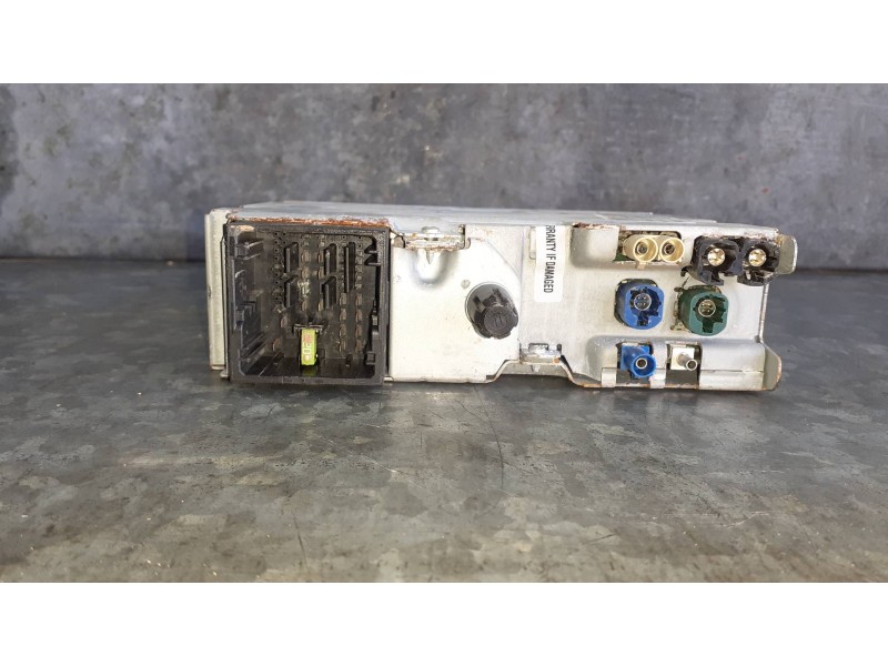 Recambio de sistema audio / radio cd para peugeot rifter referencia OEM IAM 9844105980  