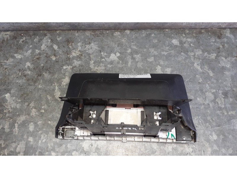 Recambio de pantalla multifuncion para peugeot rifter referencia OEM IAM 98345773ZD  