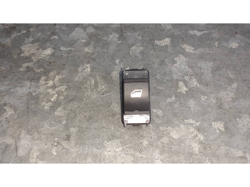 Recambio de mando elevalunas trasero derecho para peugeot rifter referencia OEM IAM 98044803ZD  4 PINES