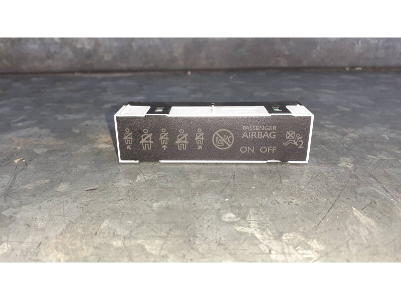 Recambio de modulo electronico para peugeot rifter referencia OEM IAM 9848693080  