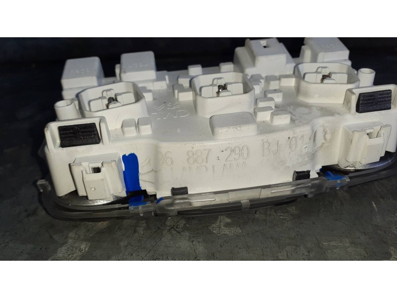 Recambio de luz interior para peugeot rifter referencia OEM IAM 96887290BJ01  