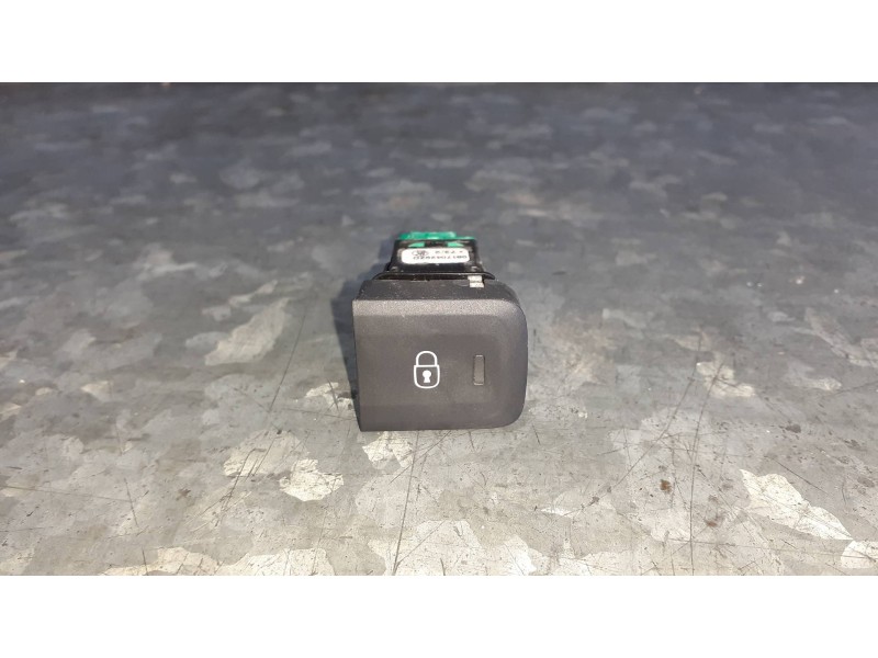 Recambio de mando bloqueo puertas para peugeot rifter referencia OEM IAM 98170429ZD  4 PINES