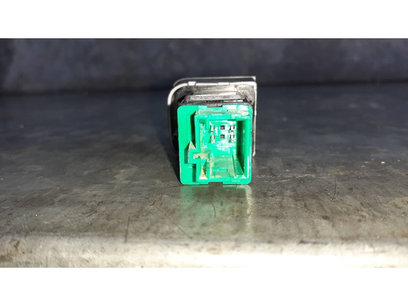 Recambio de mando bloqueo puertas para peugeot rifter referencia OEM IAM 98170429ZD  4 PINES