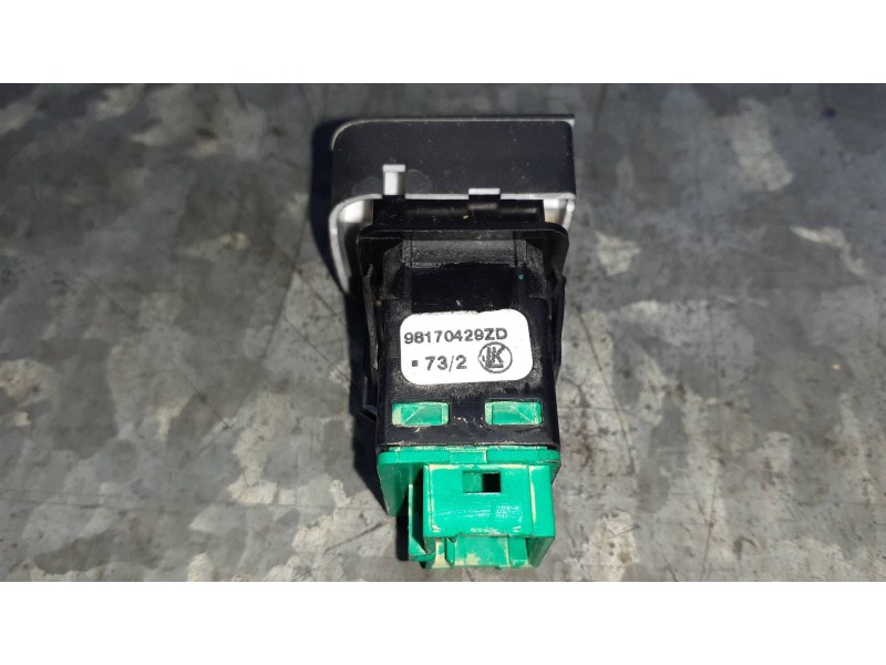 Recambio de mando bloqueo puertas para peugeot rifter referencia OEM IAM 98170429ZD  4 PINES