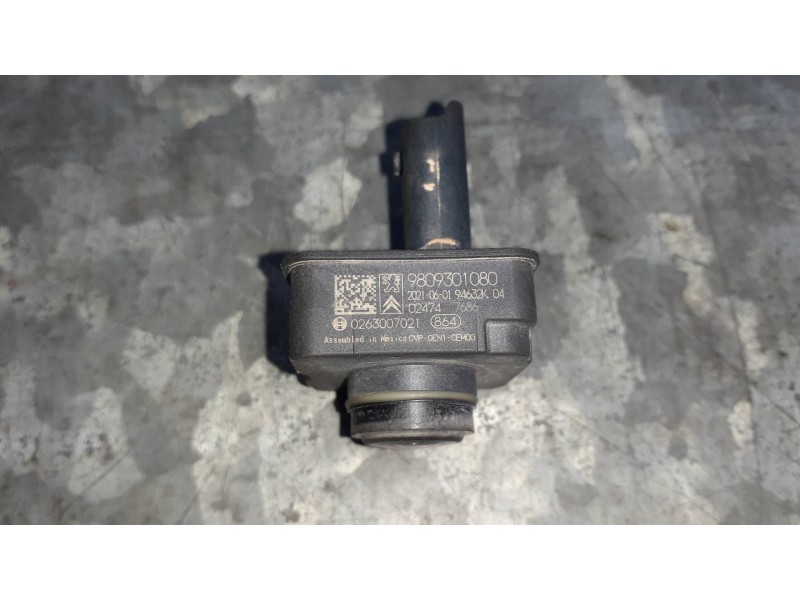 Recambio de camara vision trasera para peugeot rifter referencia OEM IAM 9809301080  4 PINES