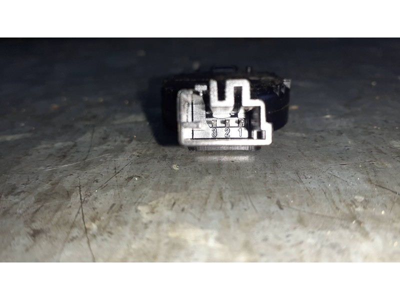 Recambio de sensor lluvia / luz para peugeot rifter referencia OEM IAM 9813167380  3 PINES