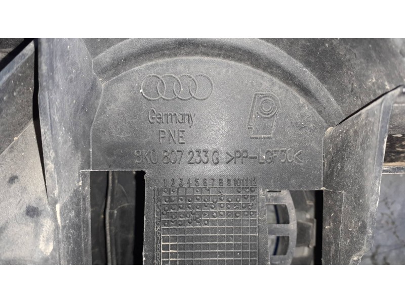 Recambio de rejilla delantera para audi a4 berlina (8w2) referencia OEM IAM 8K0853651E  8K0807233G