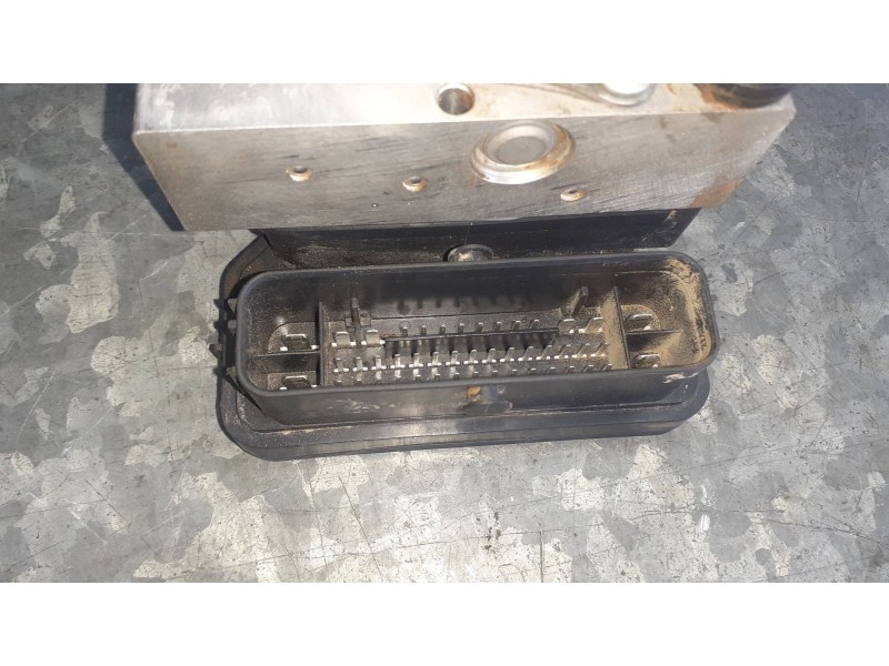 Recambio de abs para peugeot rifter referencia OEM IAM 9827551180  