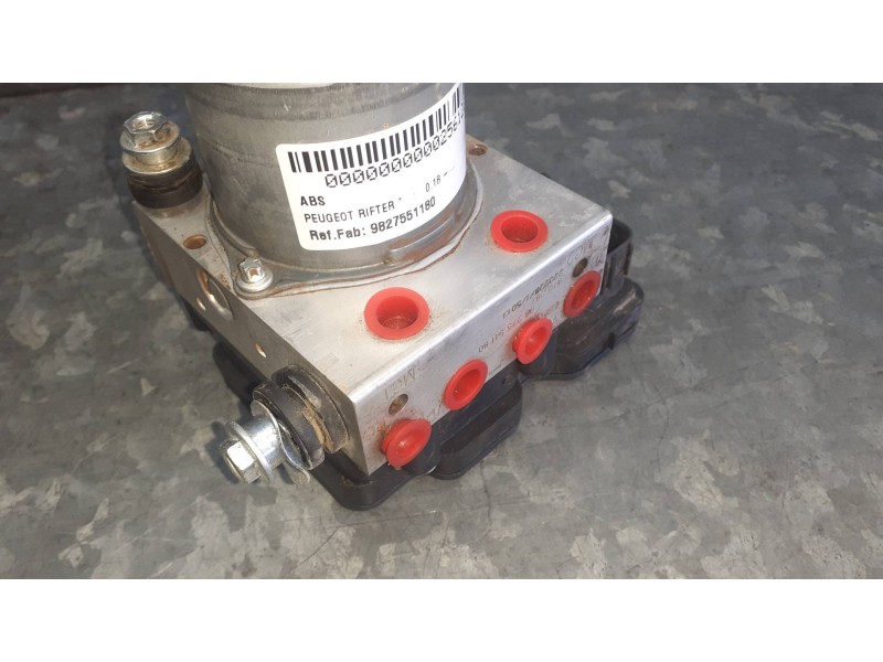 Recambio de abs para peugeot rifter referencia OEM IAM 9827551180  