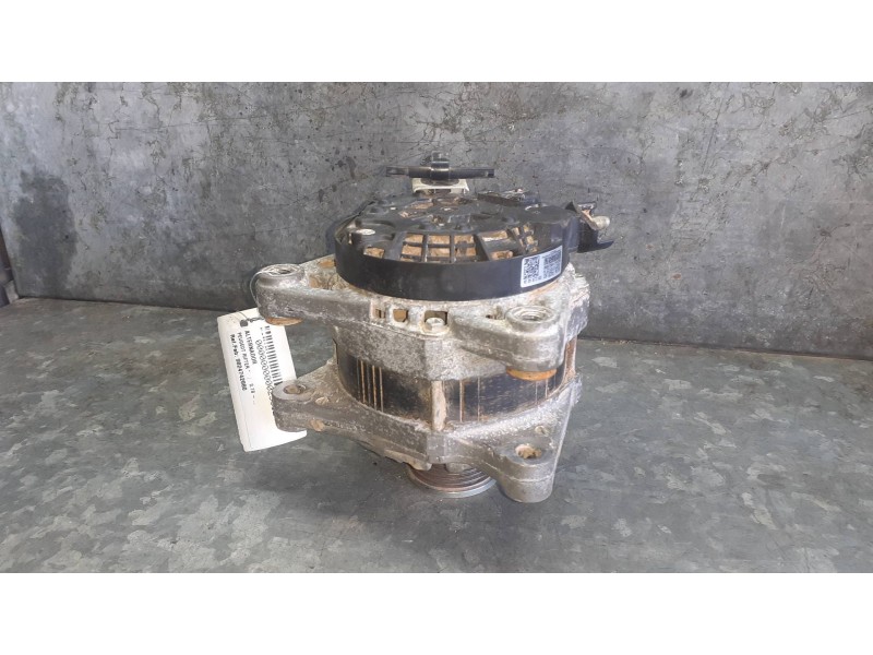 Recambio de alternador para peugeot rifter referencia OEM IAM 9824742880  1 PIN