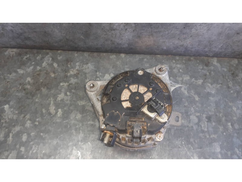 Recambio de alternador para peugeot rifter referencia OEM IAM 9824742880  1 PIN