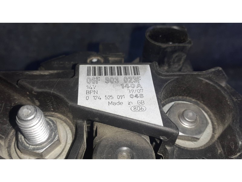 Recambio de alternador para volkswagen caddy ka/kb (2k) referencia OEM IAM 06F903023F 2 PINES 140A