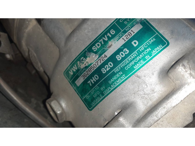 Recambio de compresor aire acondicionado para volkswagen caddy ka/kb (2k) referencia OEM IAM 7H0820803D  2 PINES