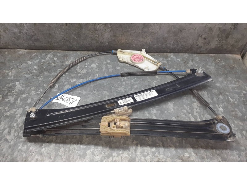 Recambio de elevalunas delantero izquierdo para volkswagen touran (5t1) referencia OEM IAM 5TA837461 SIN MOTOR ELECTRICO