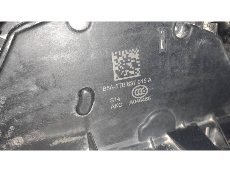 Recambio de cerradura puerta delantera izquierda para volkswagen touran (5t1) referencia OEM IAM B5A5TB837015A  7 PINES