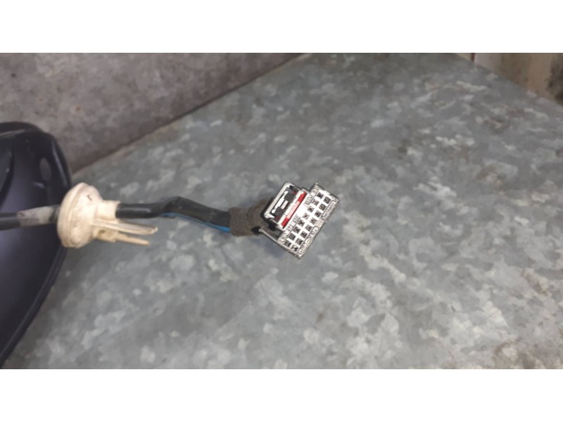 Recambio de retrovisor derecho para volkswagen touran (5t1) referencia OEM IAM A064480  ELECTRICO