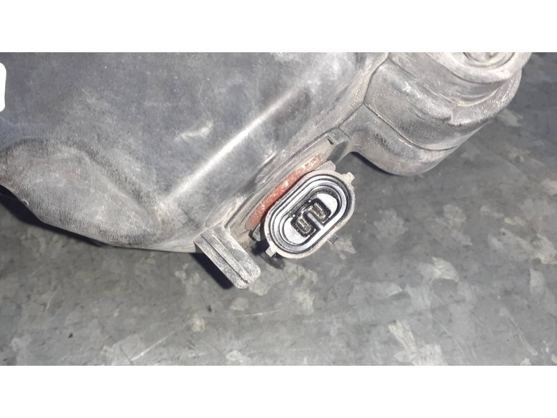 Recambio de faro antiniebla izquierdo para volkswagen touran (5t1) referencia OEM IAM 5TA941661  2 PINES