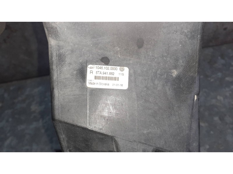 Recambio de faro antiniebla derecho para volkswagen touran (5t1) referencia OEM IAM 5TA941662  