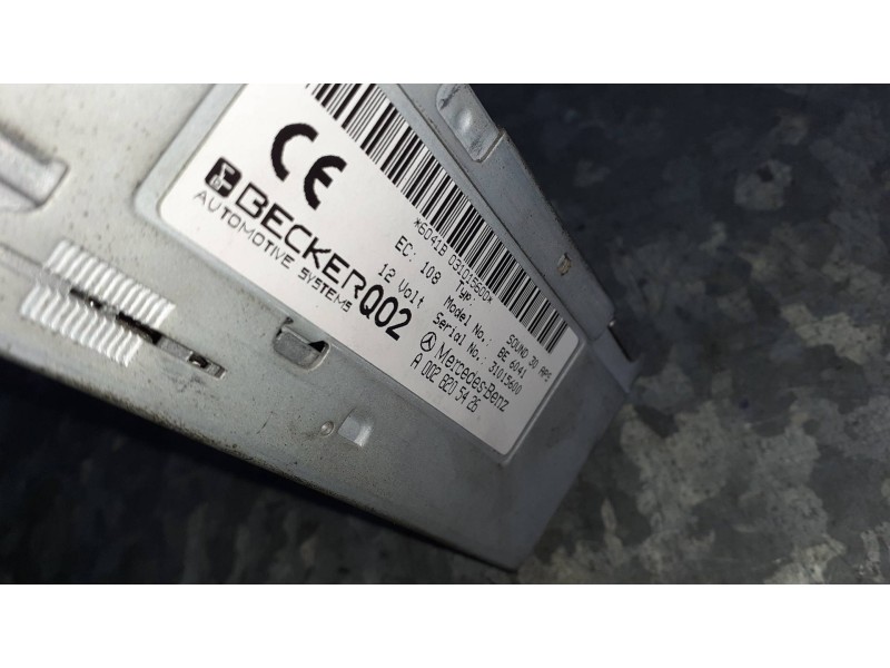 Recambio de sistema audio / radio cd para mercedes-benz clase clk (w208) coupe referencia OEM IAM A0028205426  