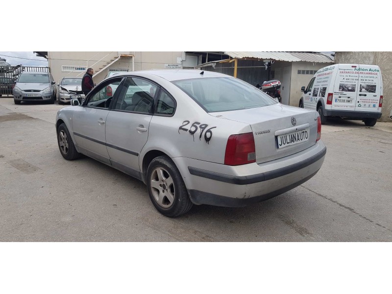 volkswagen passat berlina (3b2) del año 1997