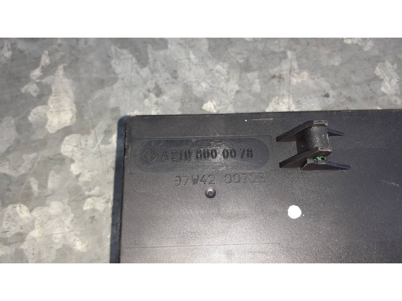 Recambio de modulo electronico para mercedes-benz clase clk (w208) coupe referencia OEM IAM A2108000076  