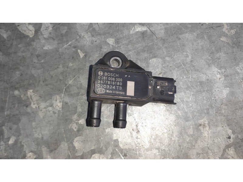 Recambio de sensor presion para peugeot rifter referencia OEM IAM 9677816180  3 PINES