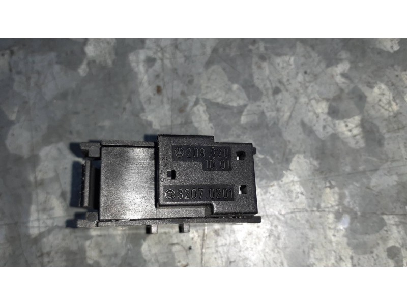Recambio de interruptor para mercedes-benz clase clk (w208) coupe referencia OEM IAM 2088201001  AIRBAG OFF